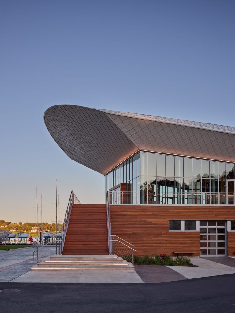 The U.S. Coast Guard's Maritime Center of Excellence features Kawneer's IR 501UT Framing System, 350T Insulpour® Thermal Entrances